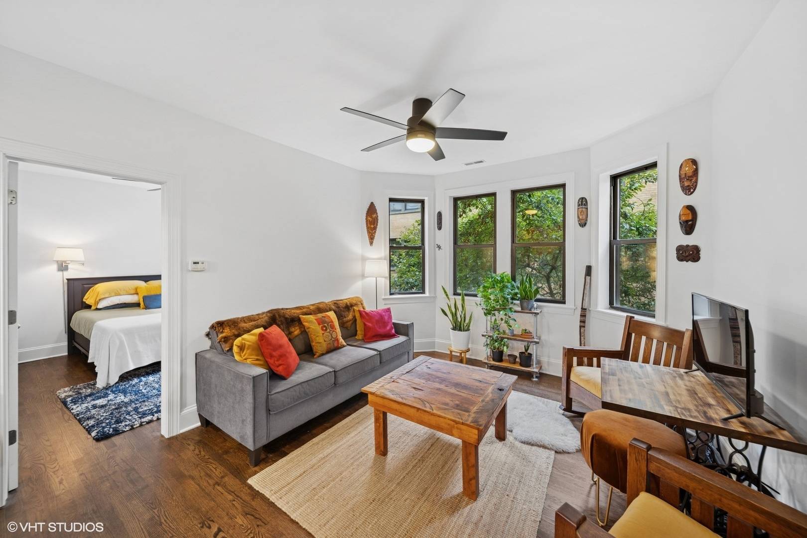 Chicago, IL 60626,7639 N Greenview Avenue #1E
