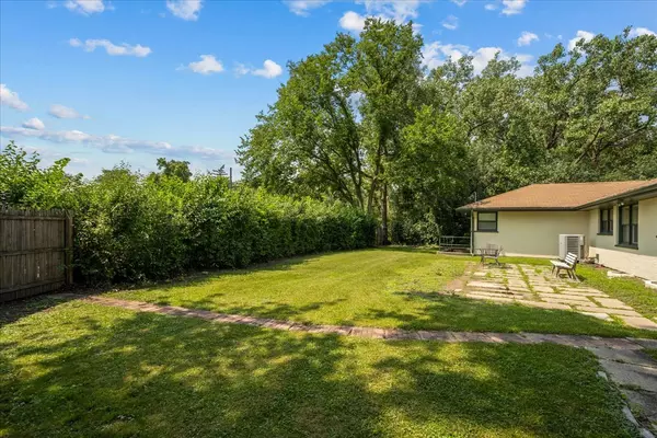 Glenview, IL 60025,3028 Central Street