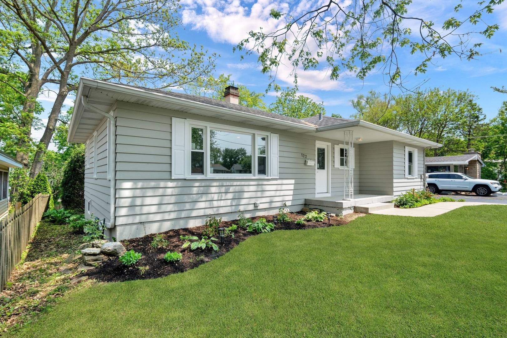 Barrington, IL 60010,122 Tower Road