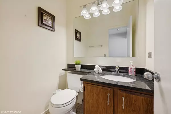 Glenview, IL 60025,3843 Appian Way
