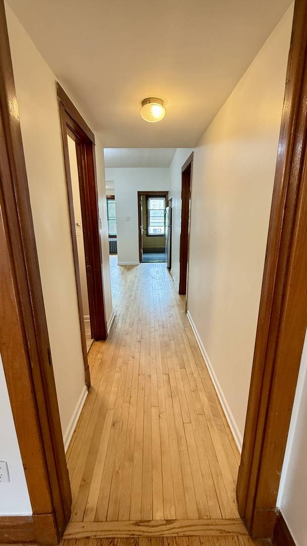Berwyn, IL 60402,1820 Grove Avenue #1
