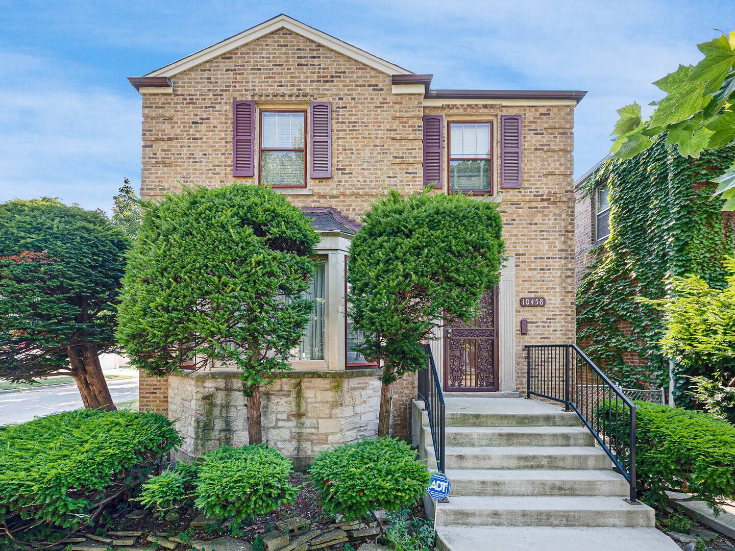 10458 S Forest Avenue, Chicago, IL 60628
