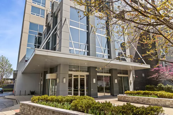 Chicago, IL 60616,1901 S CALUMET Avenue #2712