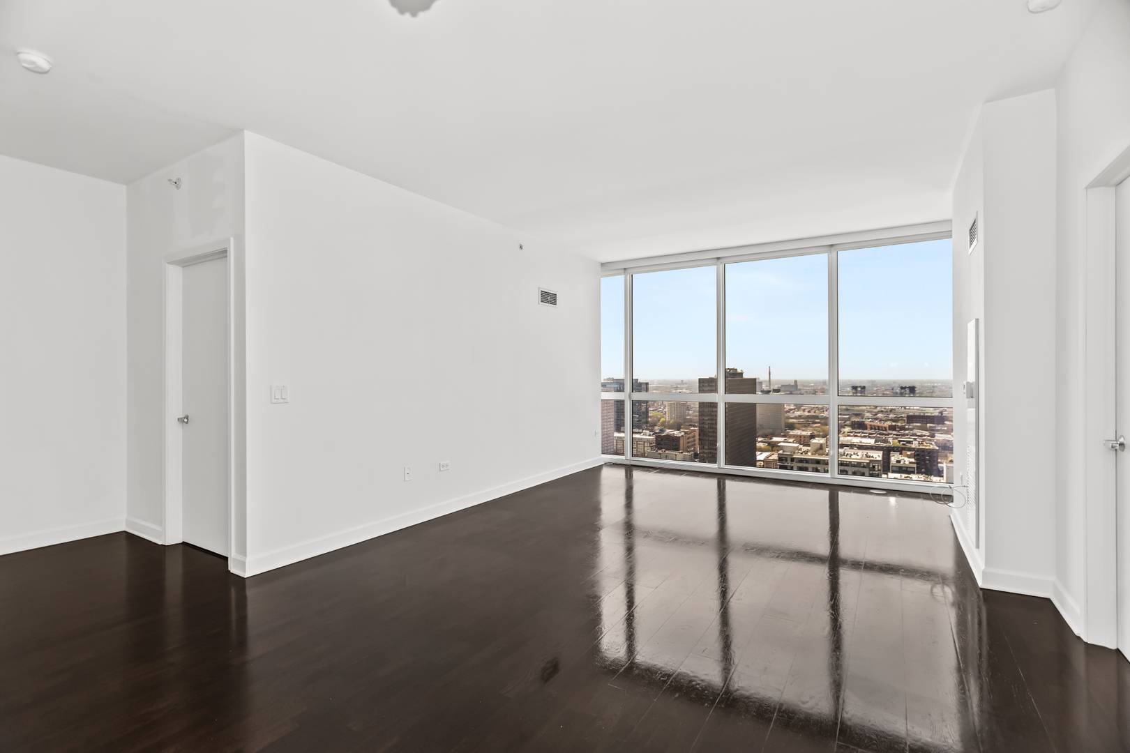Chicago, IL 60616,1901 S CALUMET Avenue #2712