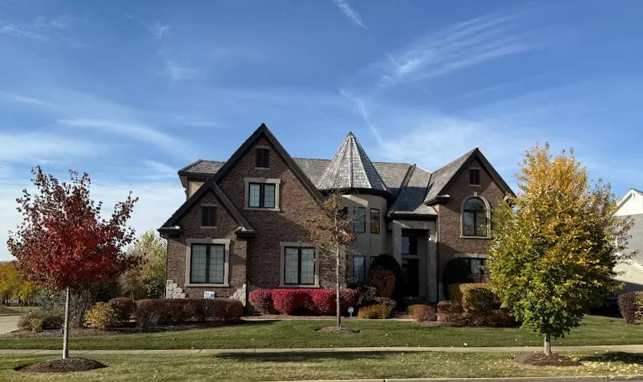 Vernon Hills, IL 60061,1860 Lake Charles Drive