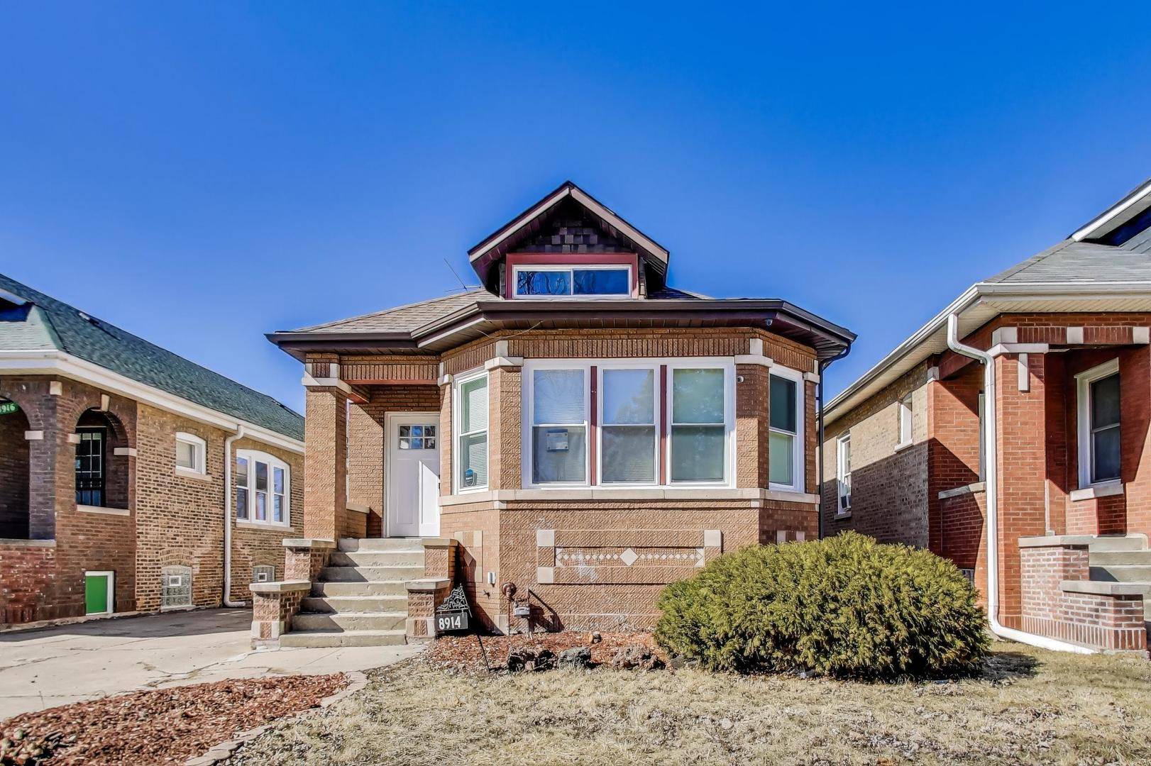 8914 S Throop Street, Chicago, IL 60620
