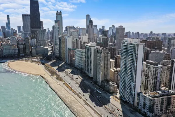 Chicago, IL 60610,1300 N Lake Shore Drive #10B