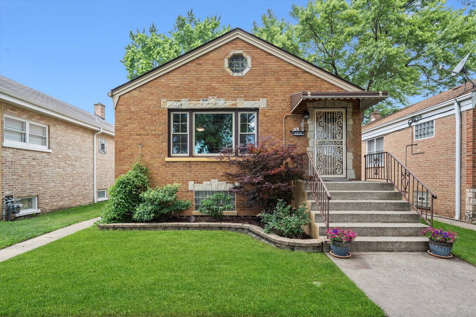 3820 LOMBARD Avenue, Berwyn, IL 60402