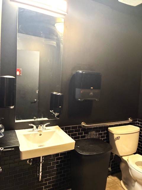Chicago, IL 60608,1144 W 18th Street #1