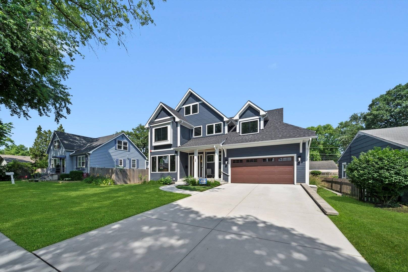 Westmont, IL 60559,29 N Washington Street