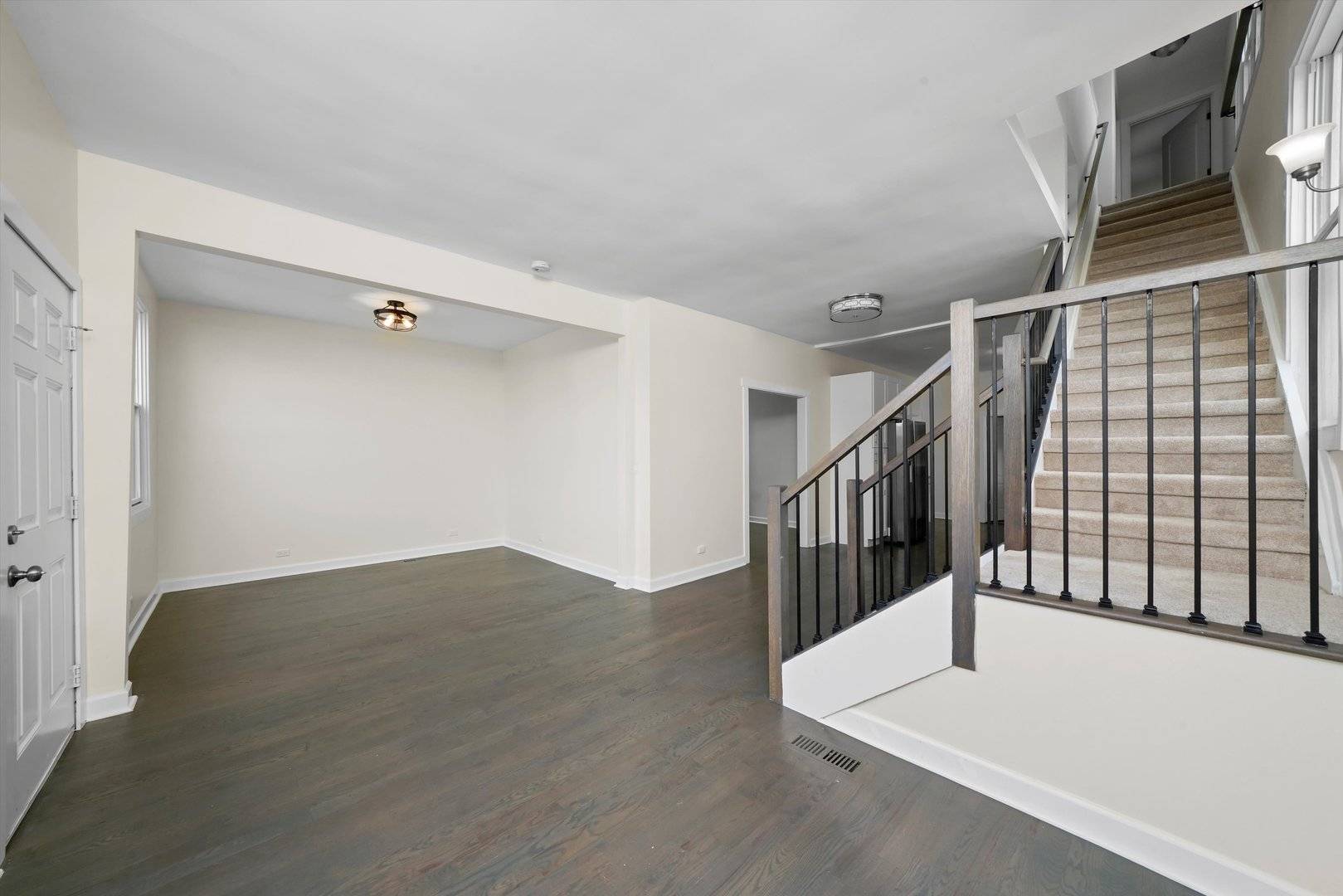 Orland Park, IL 60462,9771 W 143rd Street
