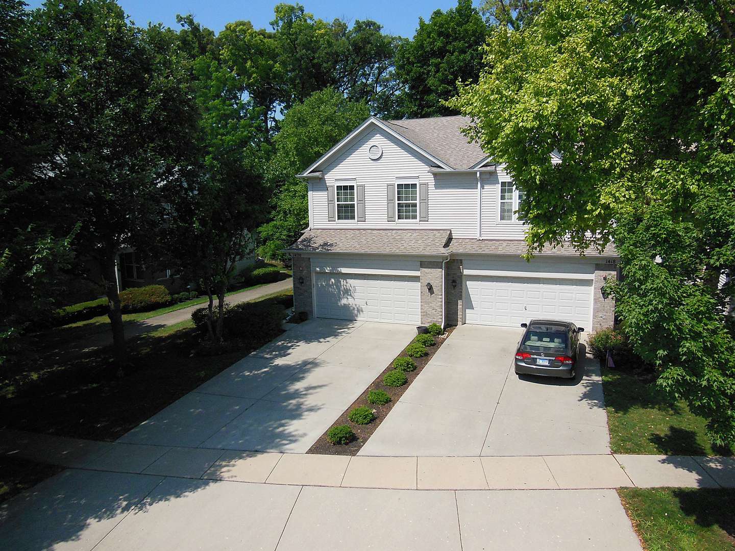 Streamwood, IL 60107,1420 Yellowstone Drive