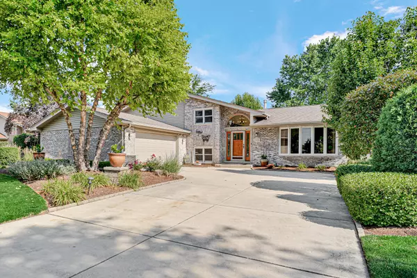 Mokena, IL 60448,10616 Willow Avenue