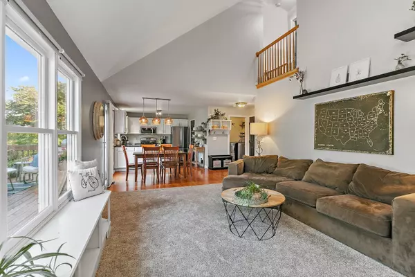 Dekalb, IL 60115,105 Devonshire Drive