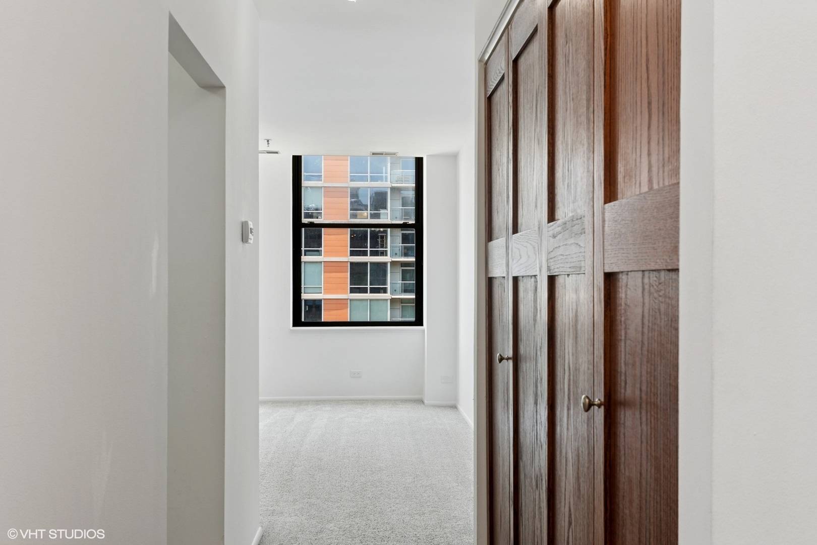 Chicago, IL 60605,780 S Federal Street #1006