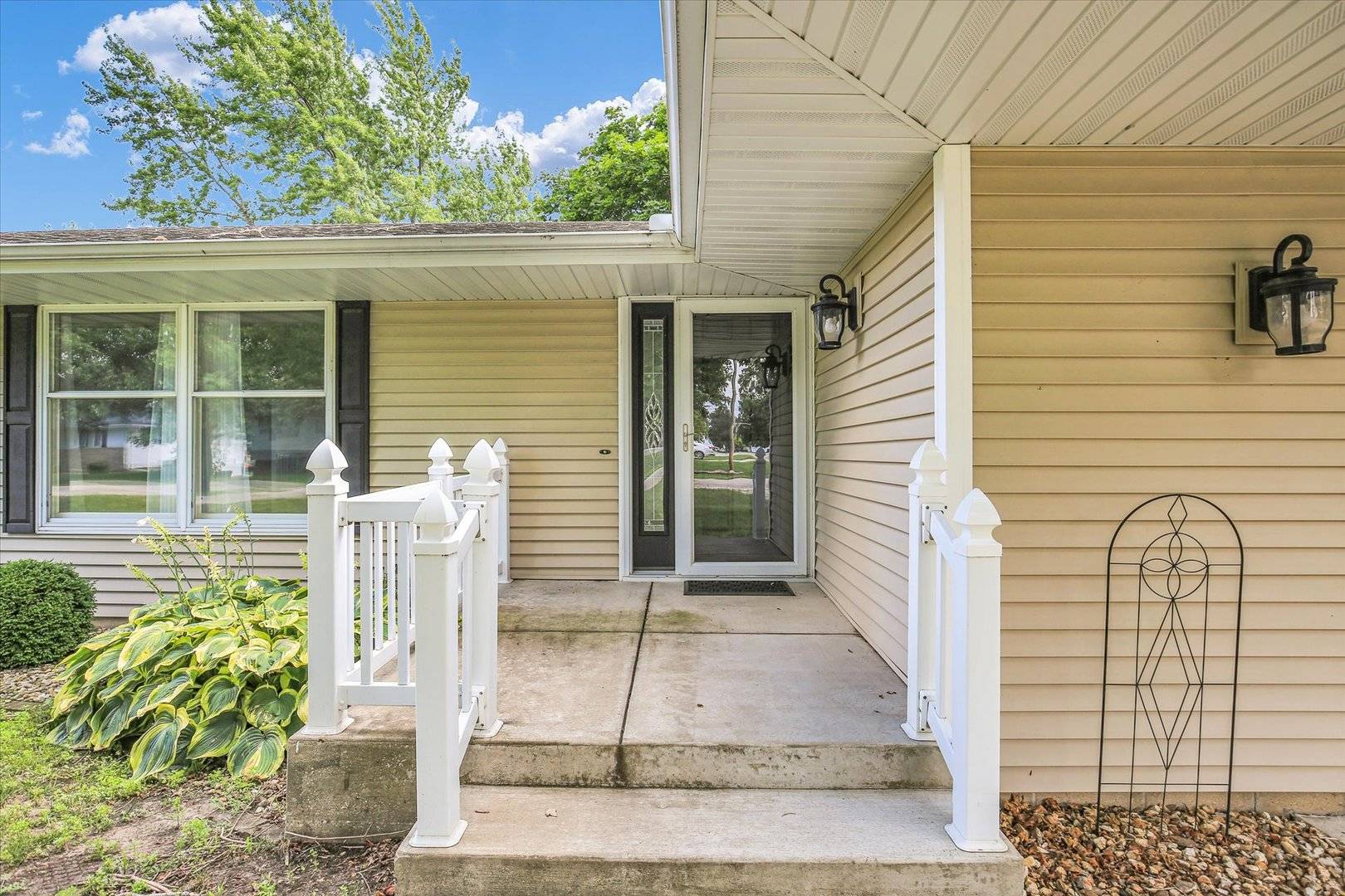 Royal, IL 61871,301 Duitsman Drive
