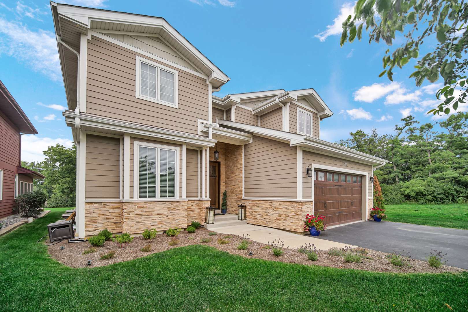 Downers Grove, IL 60516,5622 Belmont Road