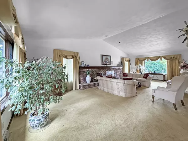 Freeport, IL 61032,1607 Parkside Court