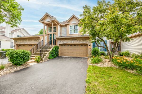 1530 Orchard Circle,  Naperville,  IL 60565