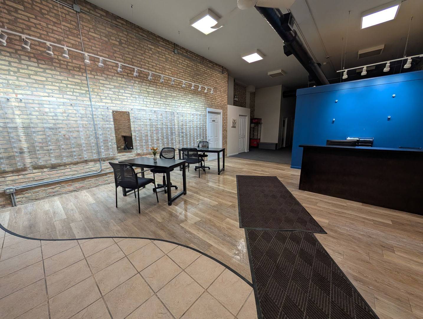 Chicago, IL 60647,3934 W North Avenue