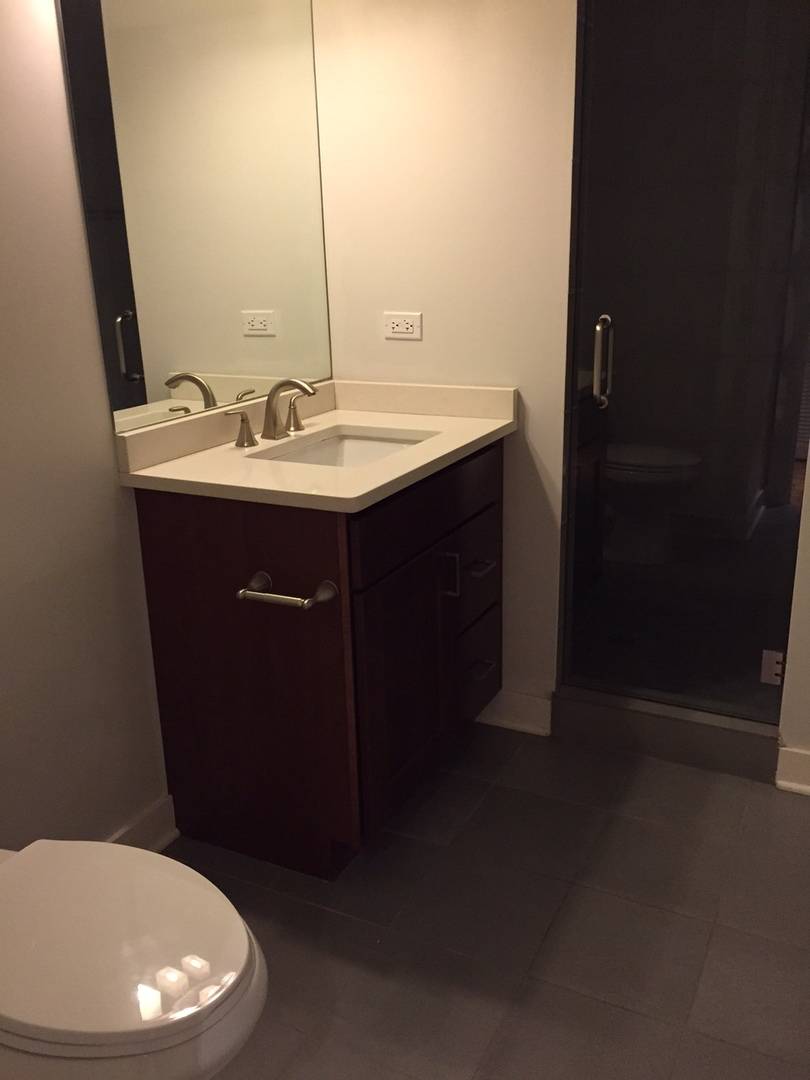 Chicago, IL 60613,3609 N Lakewood Avenue #3N