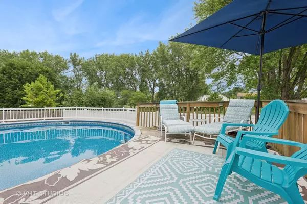 Crystal Lake, IL 60014,1373 Loch Lomond Drive
