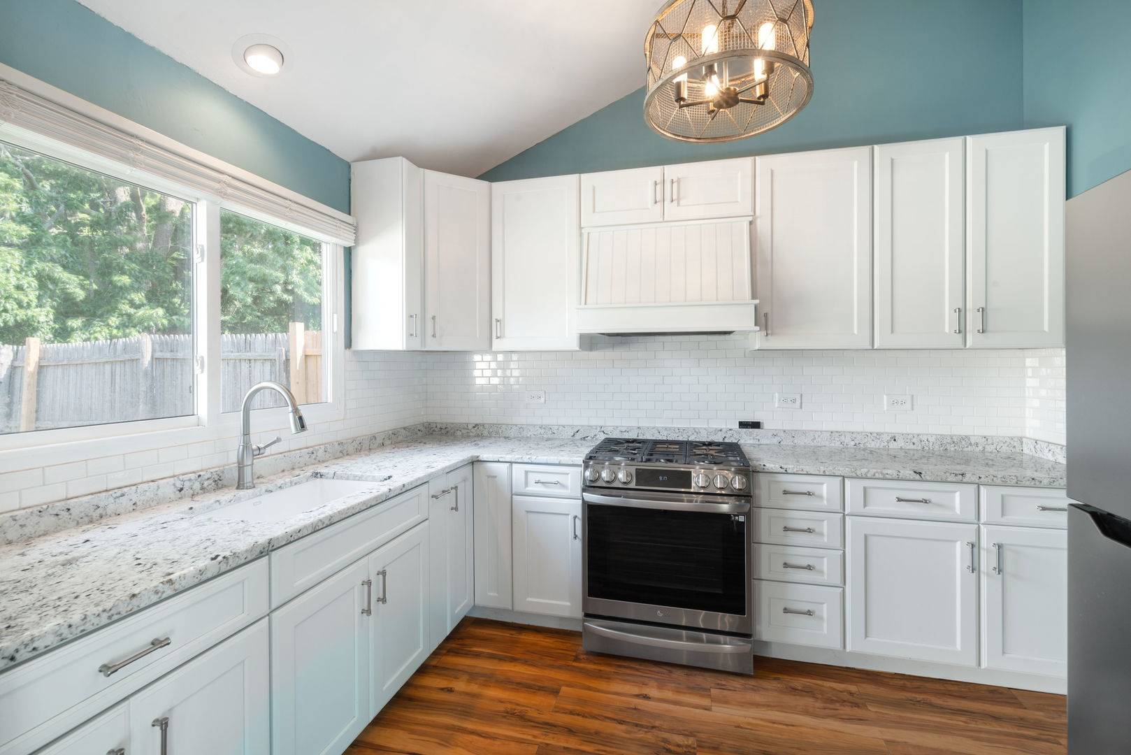 Warrenville, IL 60555,2S464 Cottonwood Court
