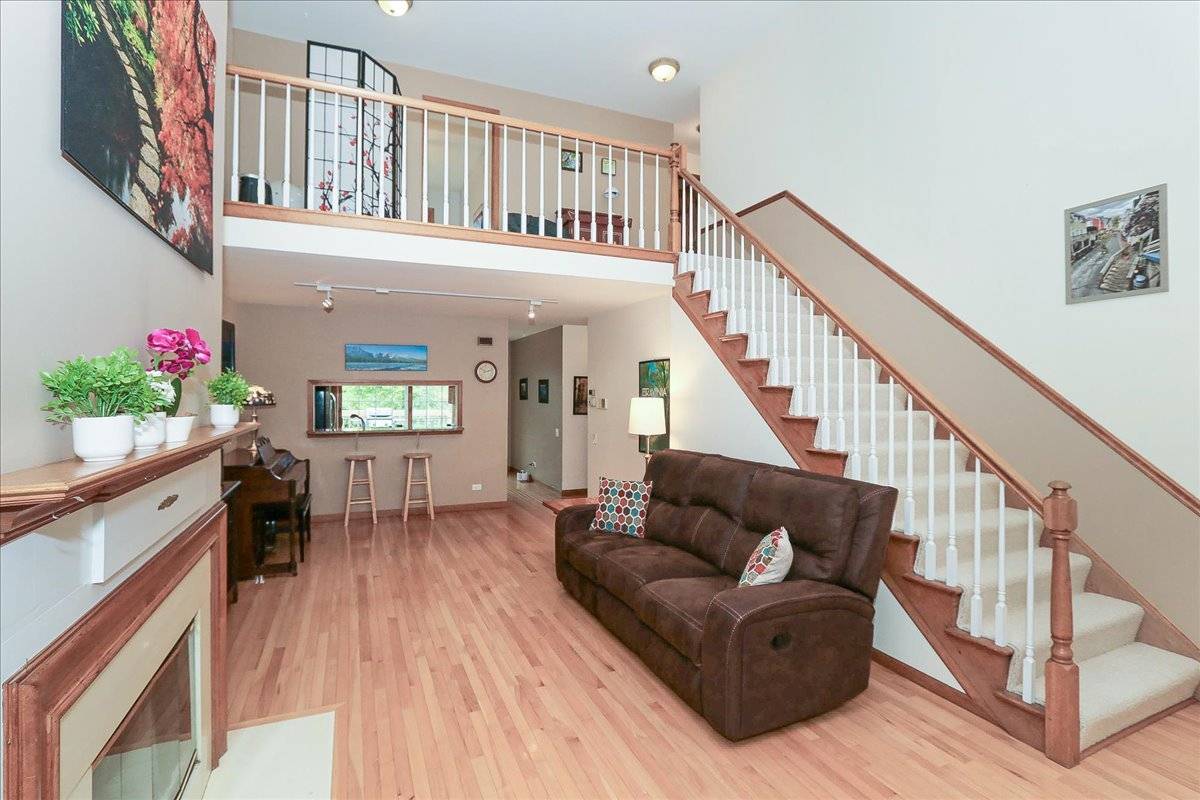 Buffalo Grove, IL 60089,602 Cherbourg Drive