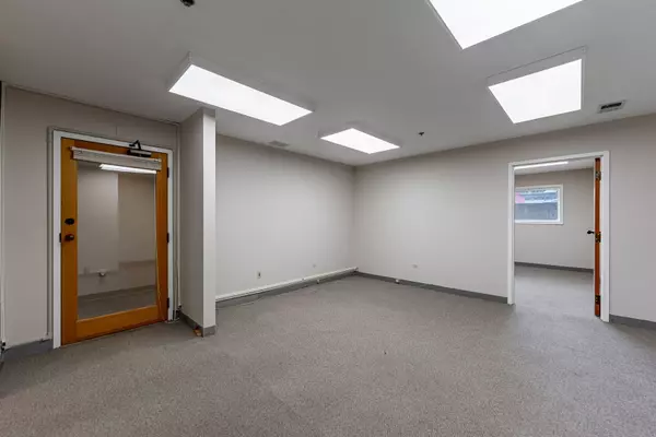 Barrington, IL 60010,200 N Northwest Highway #100