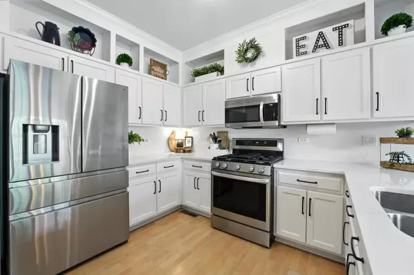 Orland Park, IL 60467,11254 Endicott Court #5A