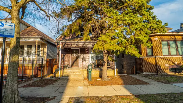 Chicago, IL 60617,10747 S Avenue H