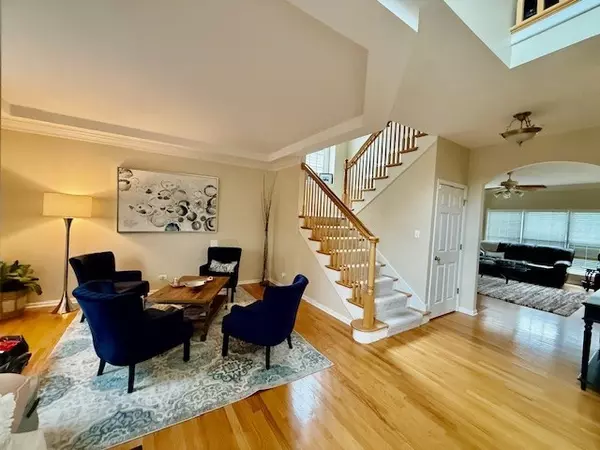 Naperville, IL 60564,3012 DEERING BAY Drive