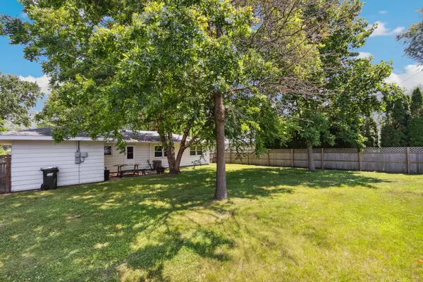Sterling, IL 61081,1807 21st Avenue