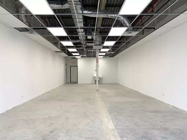 Bolingbrook, IL 60440,152 N Bolingbrook Drive