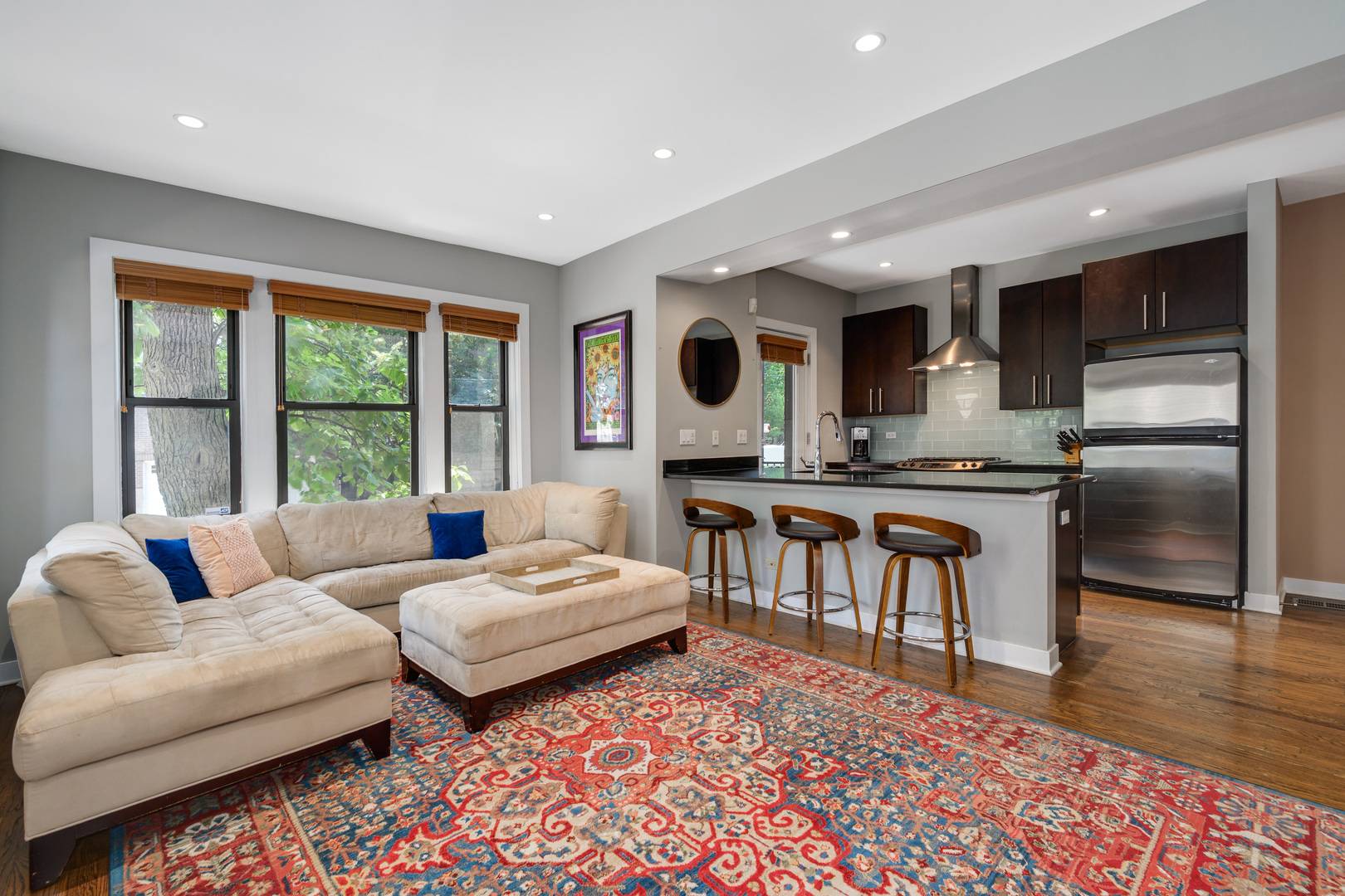 Chicago, IL 60613,1714 W Grace Street #1E
