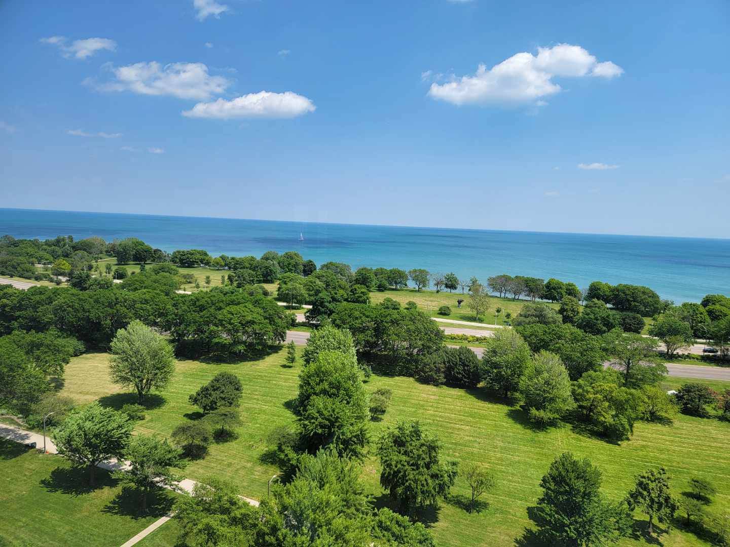 Chicago, IL 60640,5415 N Sheridan Road #1601