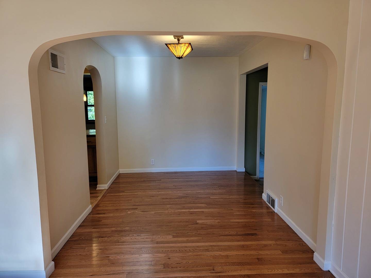 Fox River Grove, IL 60021,508 Skyline Drive