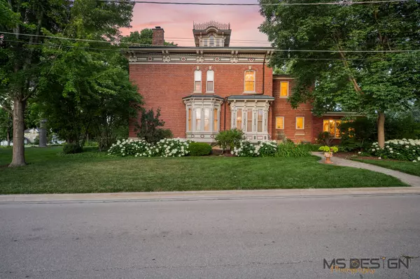 Sycamore, IL 60178,740 W State Street