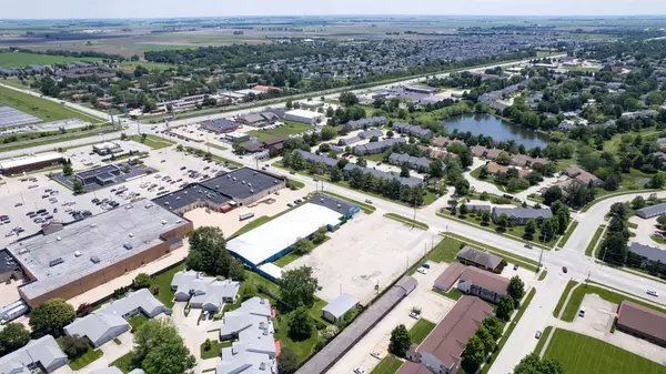 Savoy, IL 61874,208 W Curtis Road