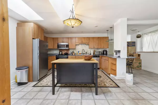 Lake Zurich, IL 60047,21368 W Pepper Drive