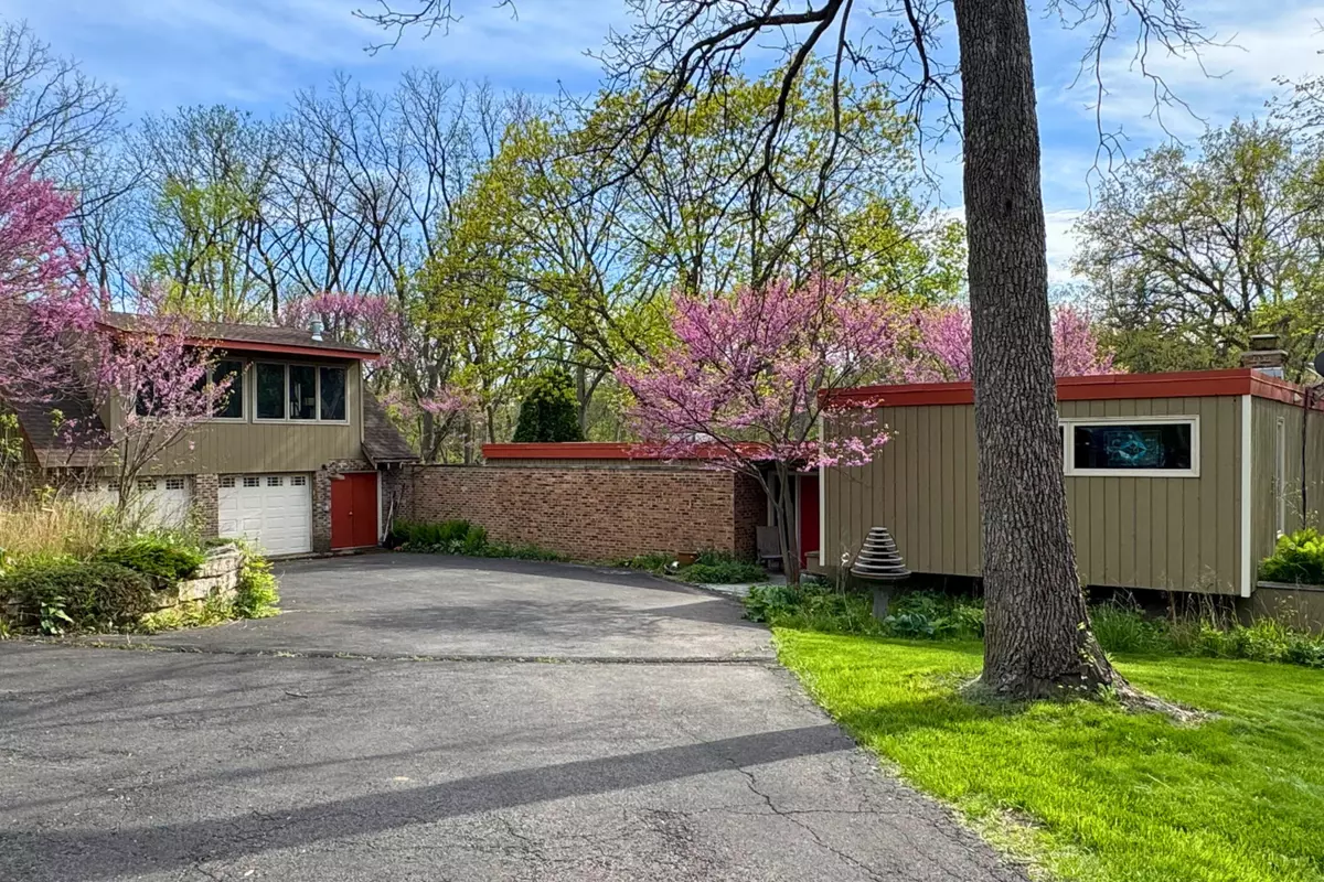 Homer Glen, IL 60491,14655 W Walnut Avenue