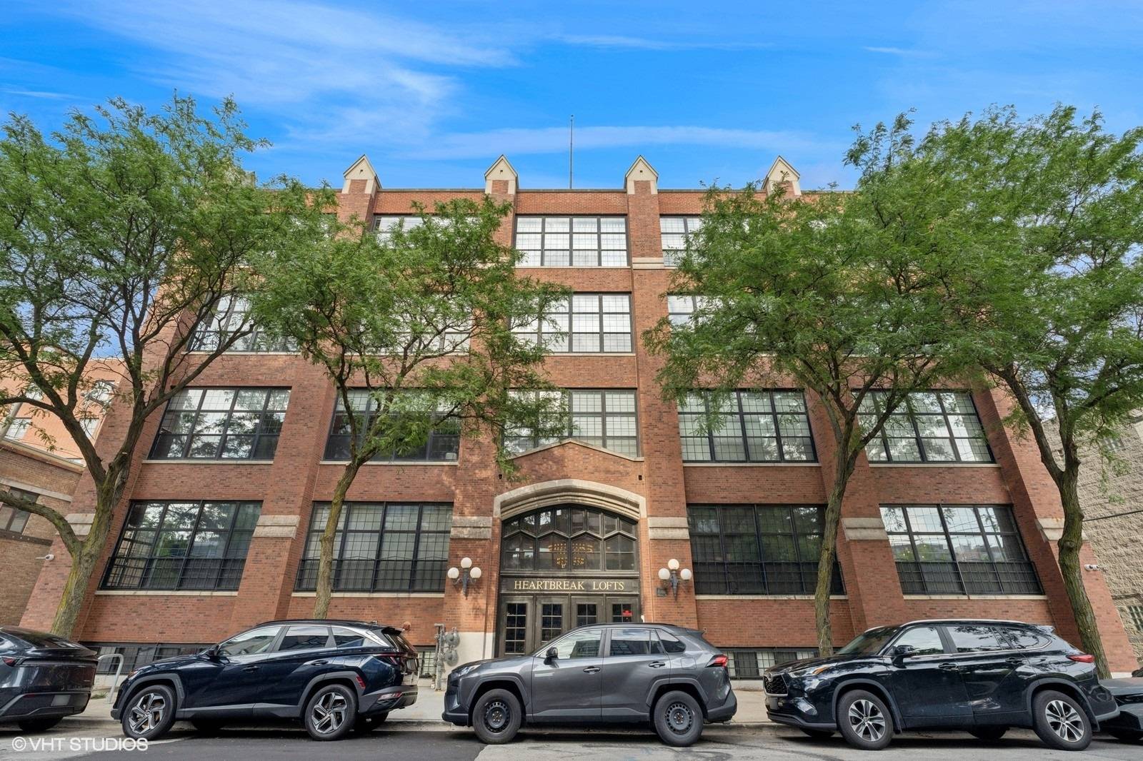 17 N Loomis Street #1C, Chicago, IL 60607