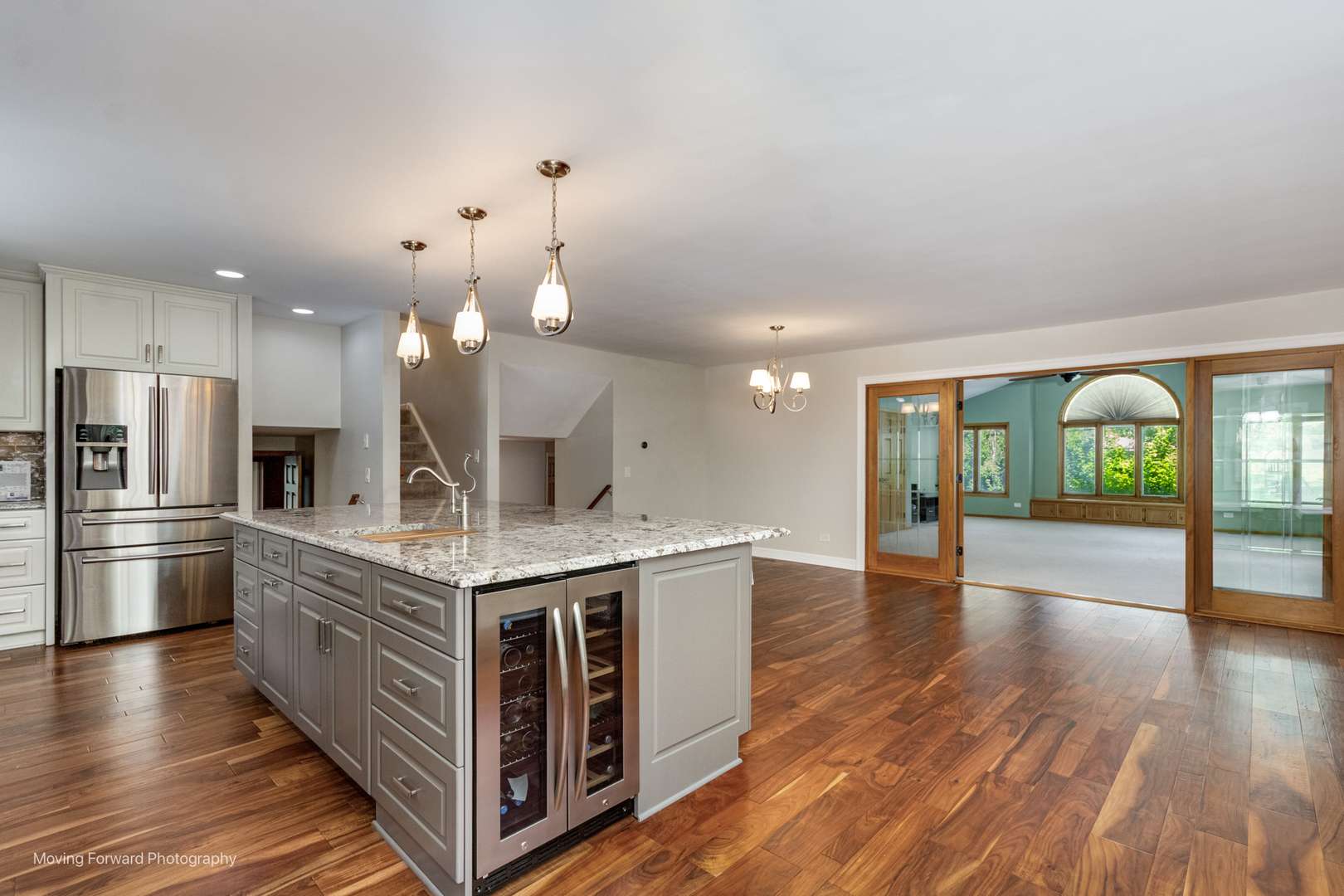 Glen Ellyn, IL 60137,275 Buena Vista Drive