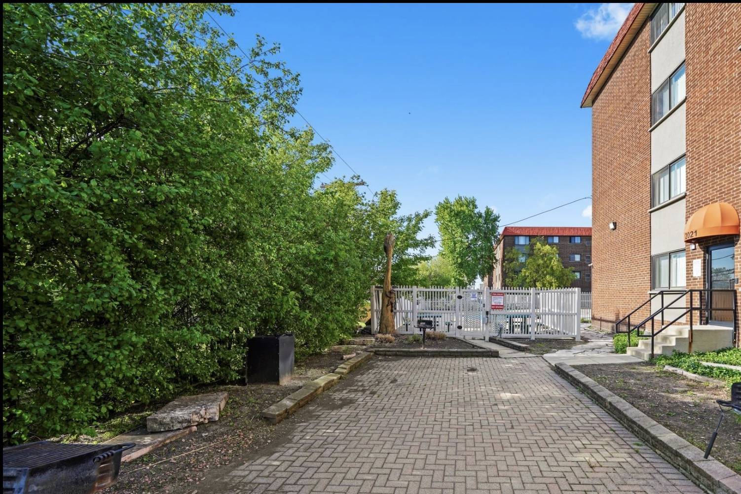 Hillside, IL 60162,2021 S Wolf Road #2-118