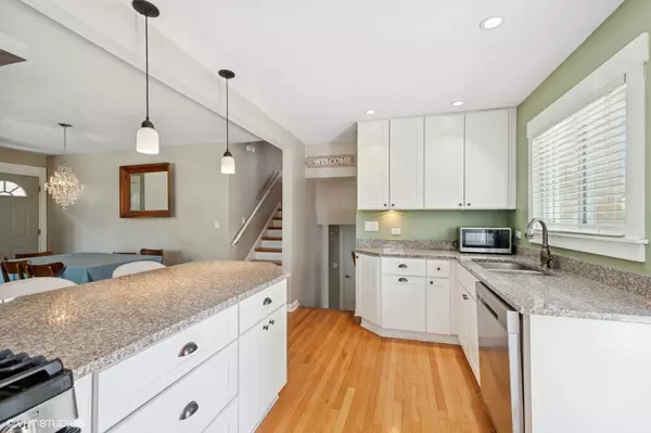 Park Ridge, IL 60068,1308 Hoffman Avenue