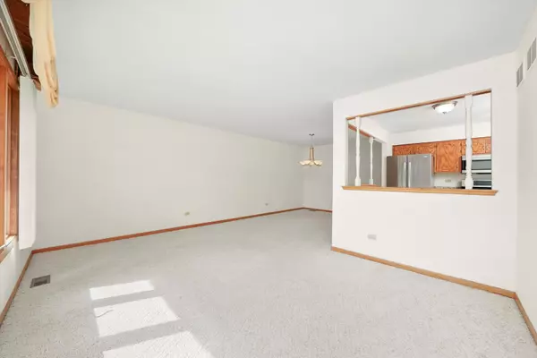 Orland Park, IL 60467,18120 John Charles Drive
