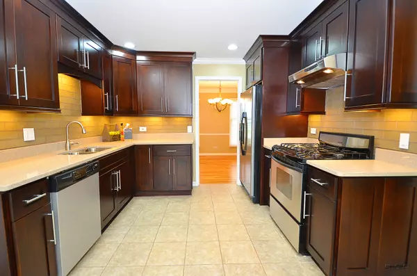 Naperville, IL 60540,6S260 Cape Road