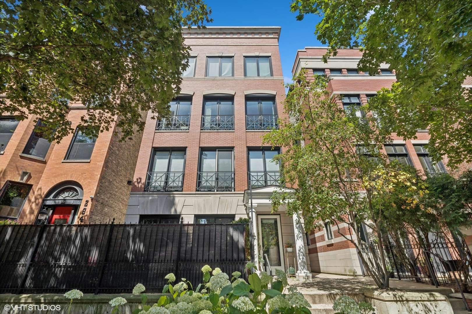 2848 N Burling Street #1, Chicago, IL 60657