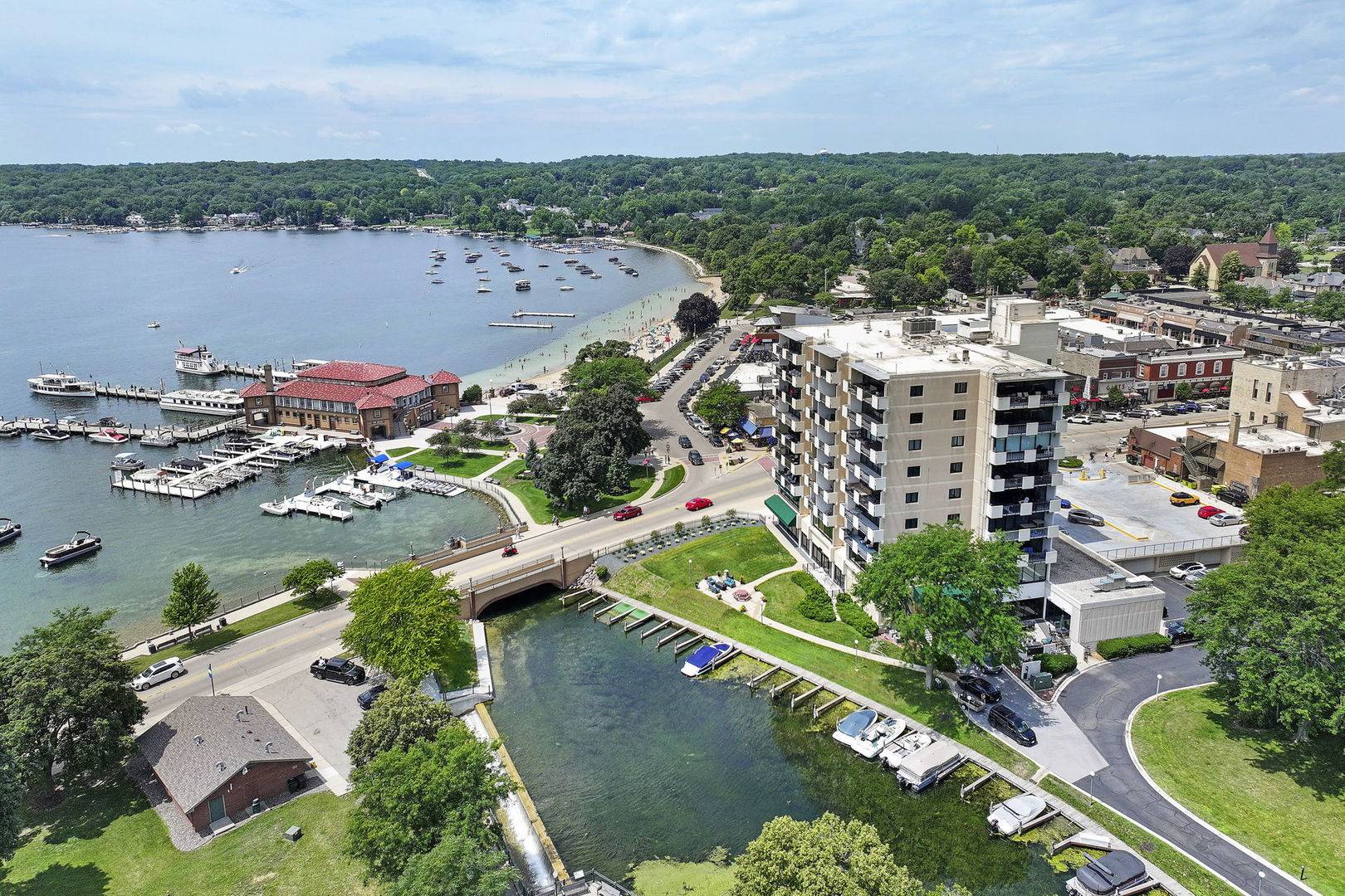 101 Broad Street #503, Lake Geneva, WI 53147