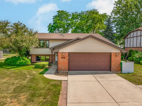 13301 Maverick Trail, Homer Glen, IL 60491